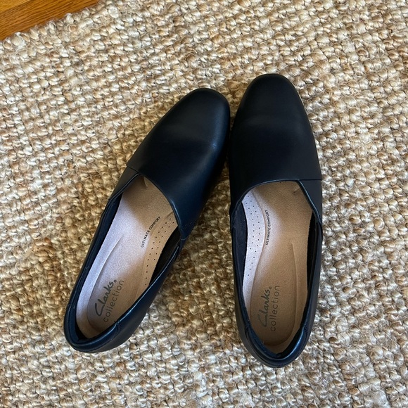 Clarks Juliet Palm shoes in black leather - Picture 2 of 6